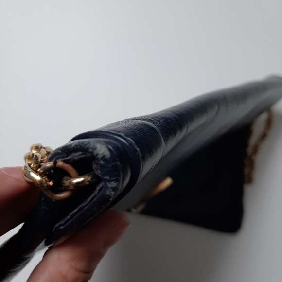 2/$30 Jane Shelton leather shoulder bag - Picture 5 of 7